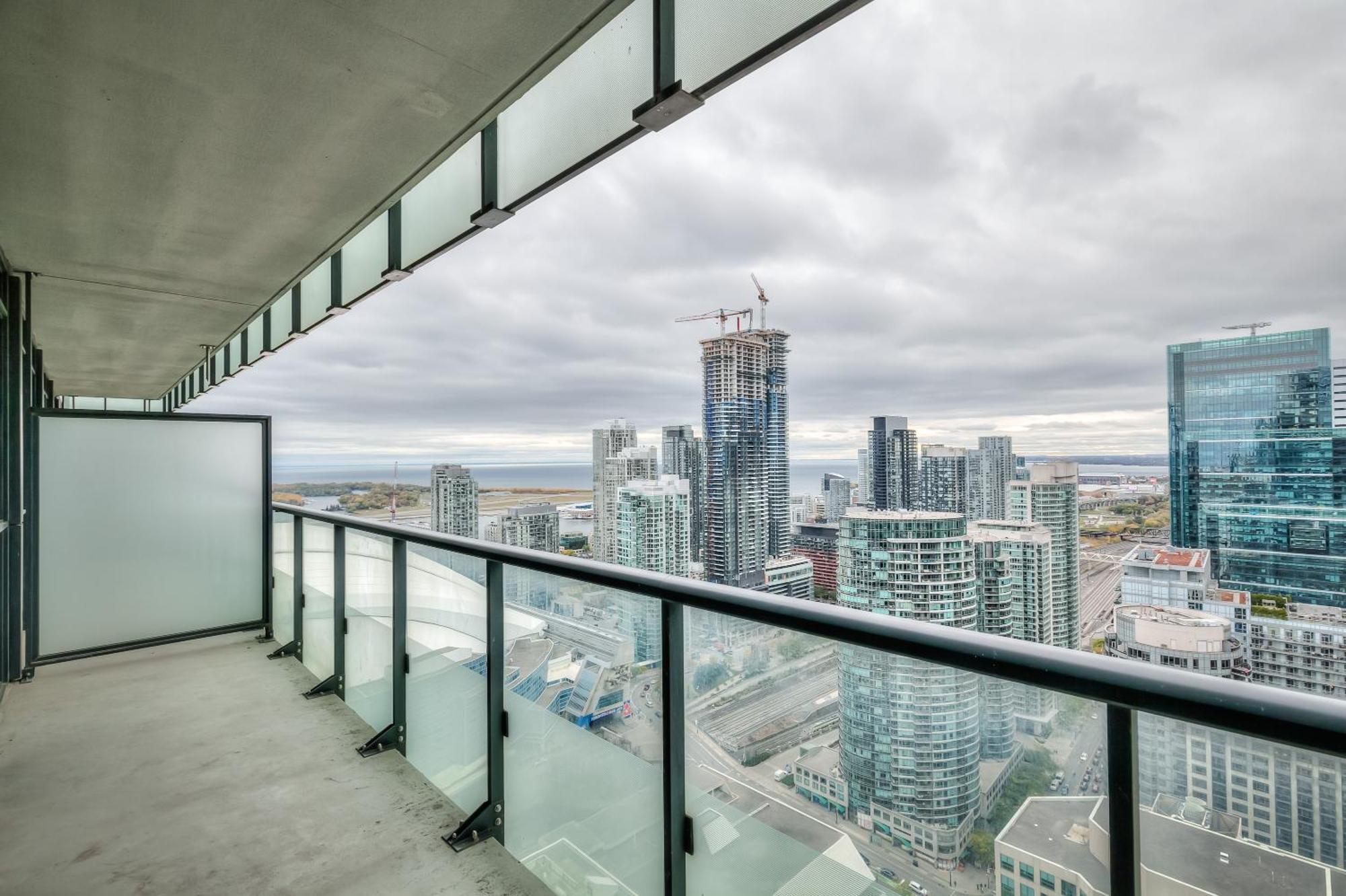 Rivetstays - The Atmos Toronto Zewnętrze zdjęcie